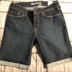 Women’s Denizen denim shorts.